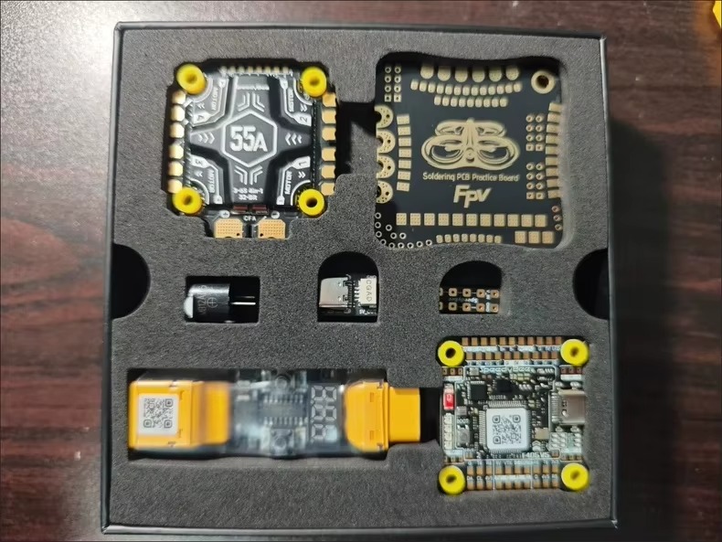DroMa1pcs/lot NEW Speedybee F4 - đánh giá và giá Speedybee F405 V4 Bls 55A Stack